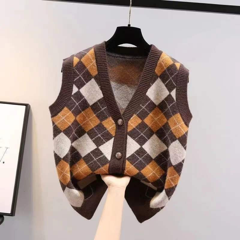Harper Vintage Argyle Knit Vest