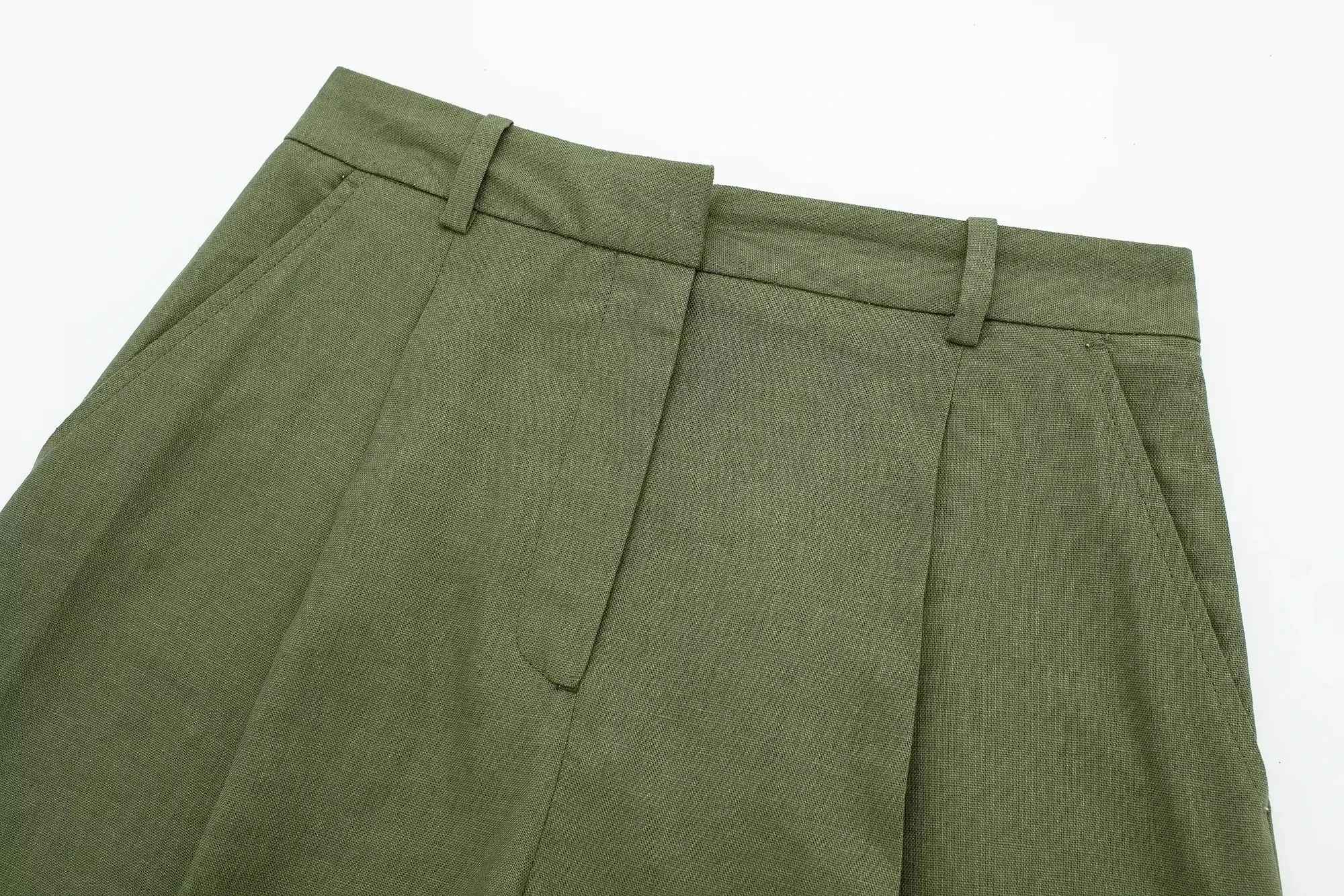 Piper Slim V-Neck Vest & Pleated Shorts Set