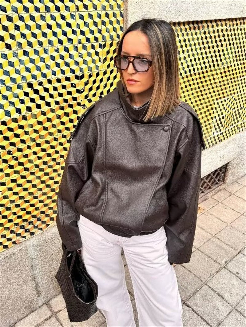 Jaqueta Feminina 2026 Outono Nova Preta Manga Longa Couro Sintético Texturizado Estilo Motociclista Personalidade e Moda