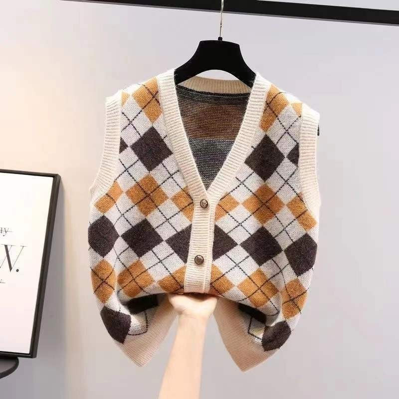 Harper Vintage Argyle Knit Vest