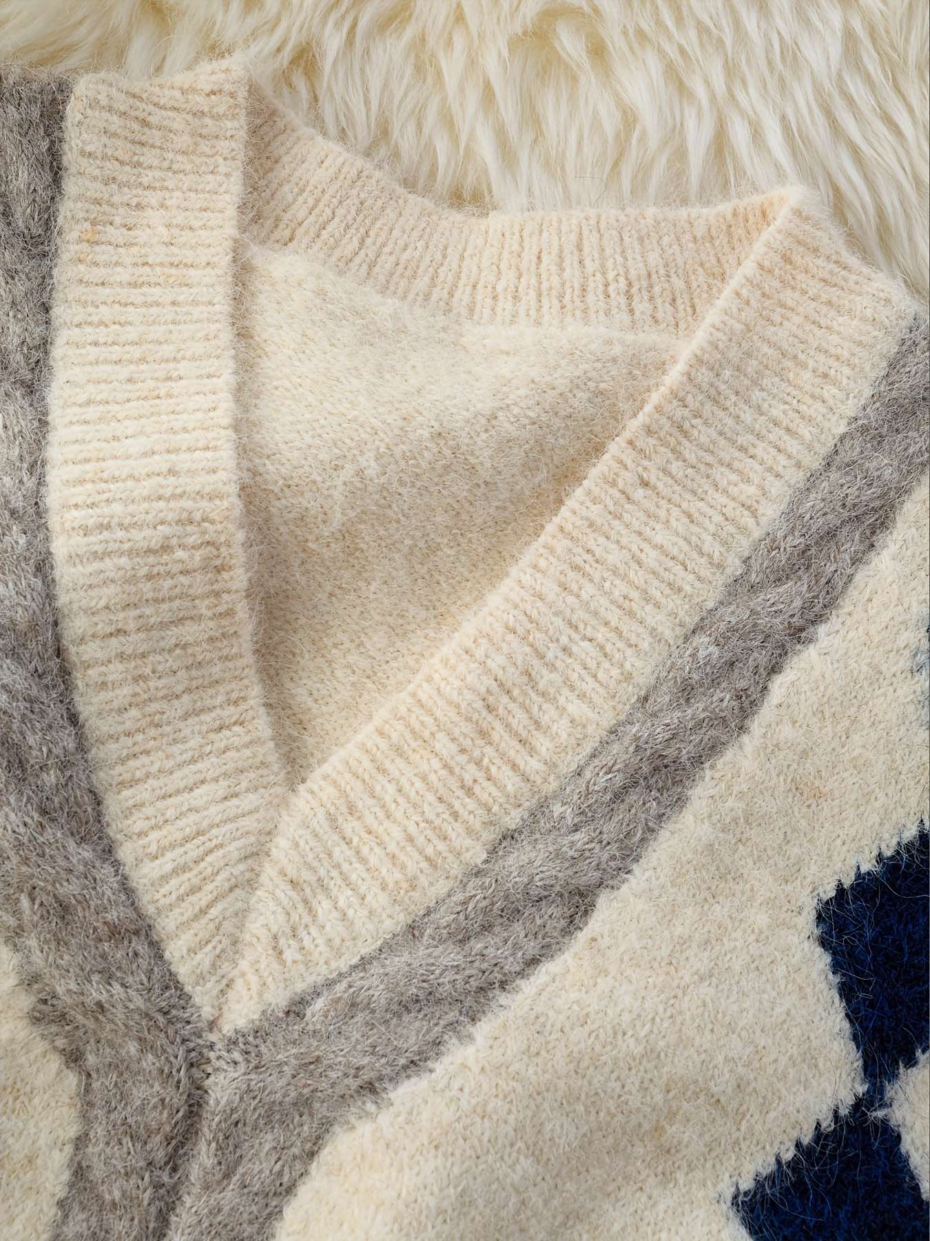 Yuna Plaid V-Neck Layered Knit Vest