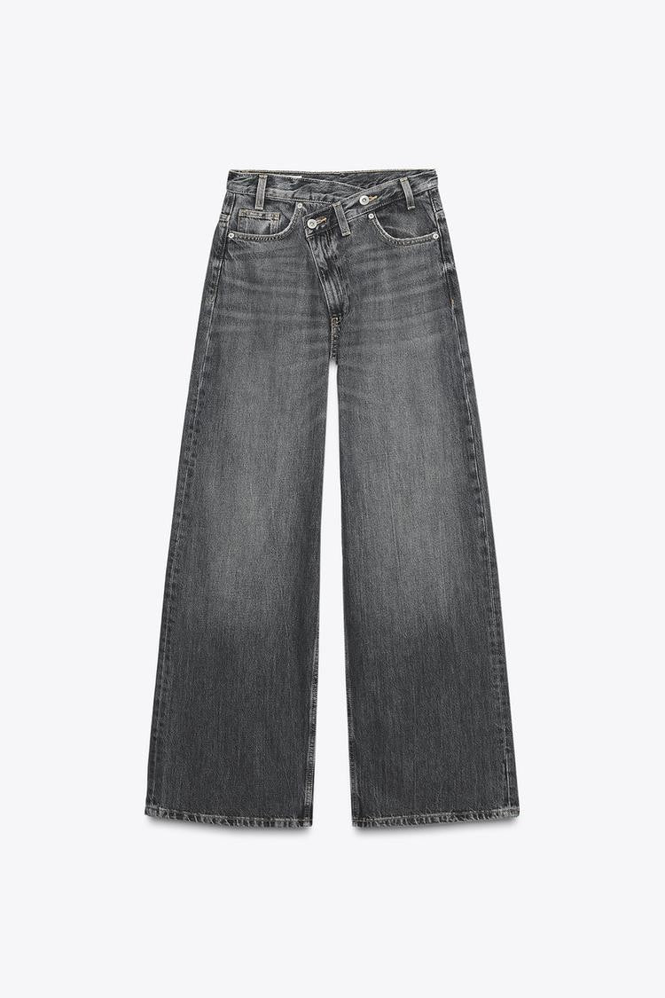 Ivy High-Waisted Double-Button Jeans
