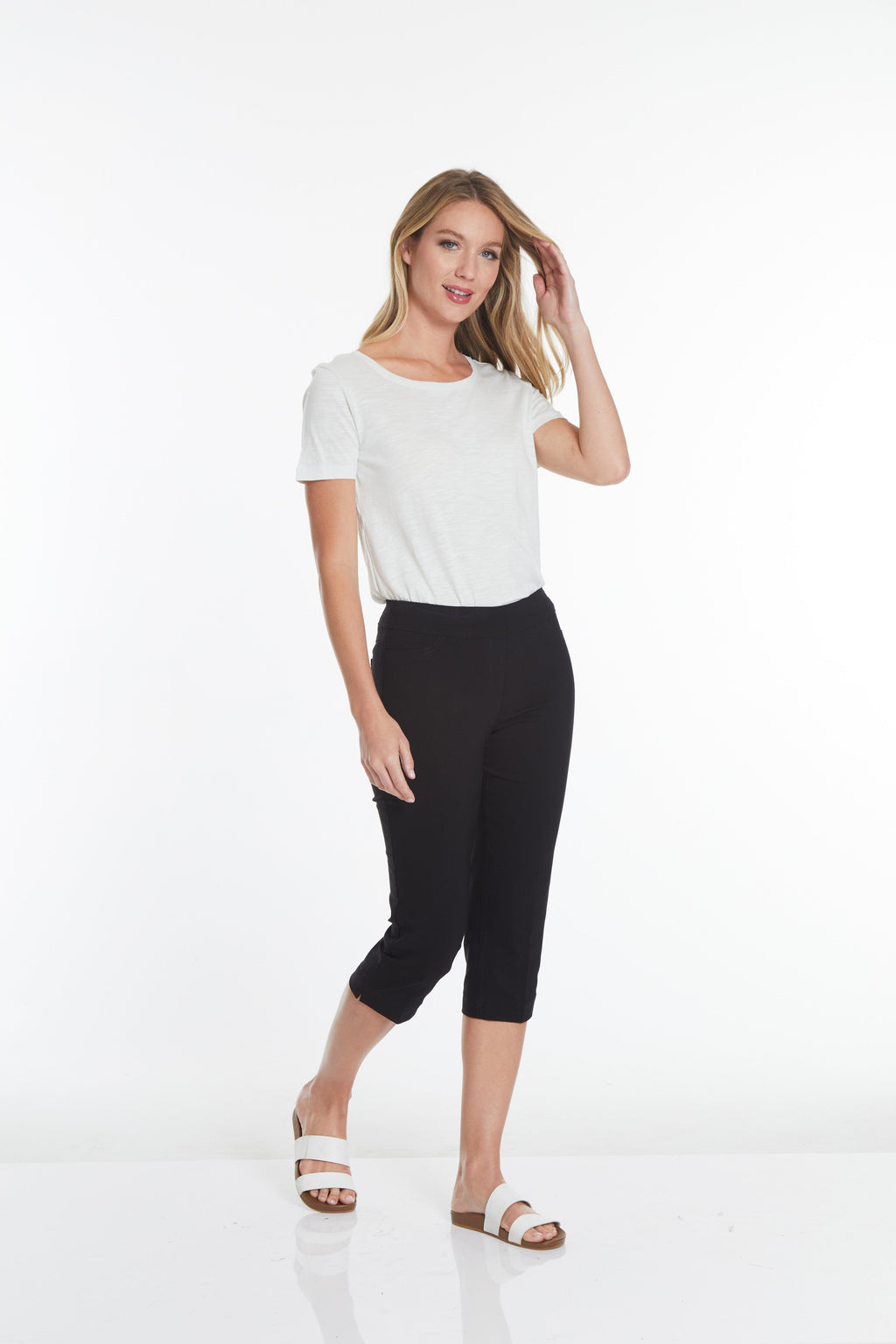 Pull On Black Capri Pant With Pockets