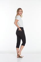 Pull On Black Capri Pant With Pockets