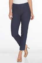Pull-On Ankle Jeans with Back Pockets