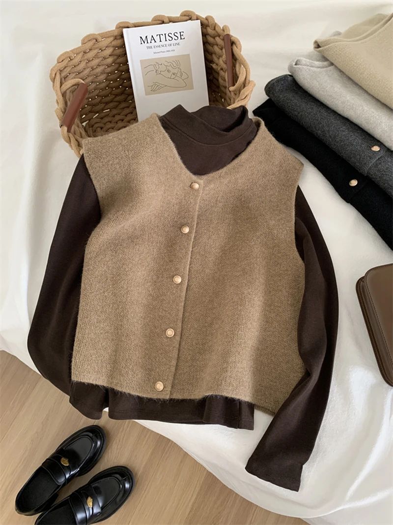 Sienna Gold-Button Knit Vest