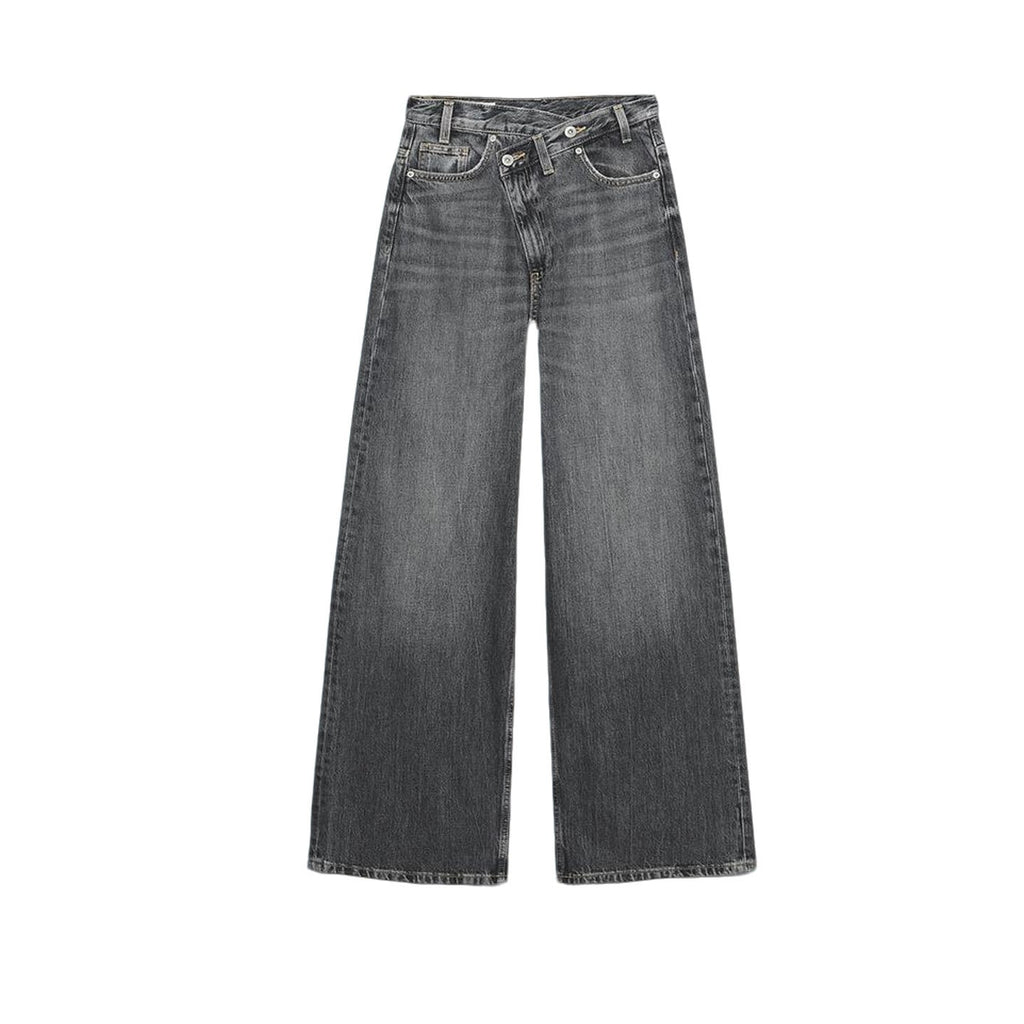 Ivy High-Waisted Double-Button Jeans