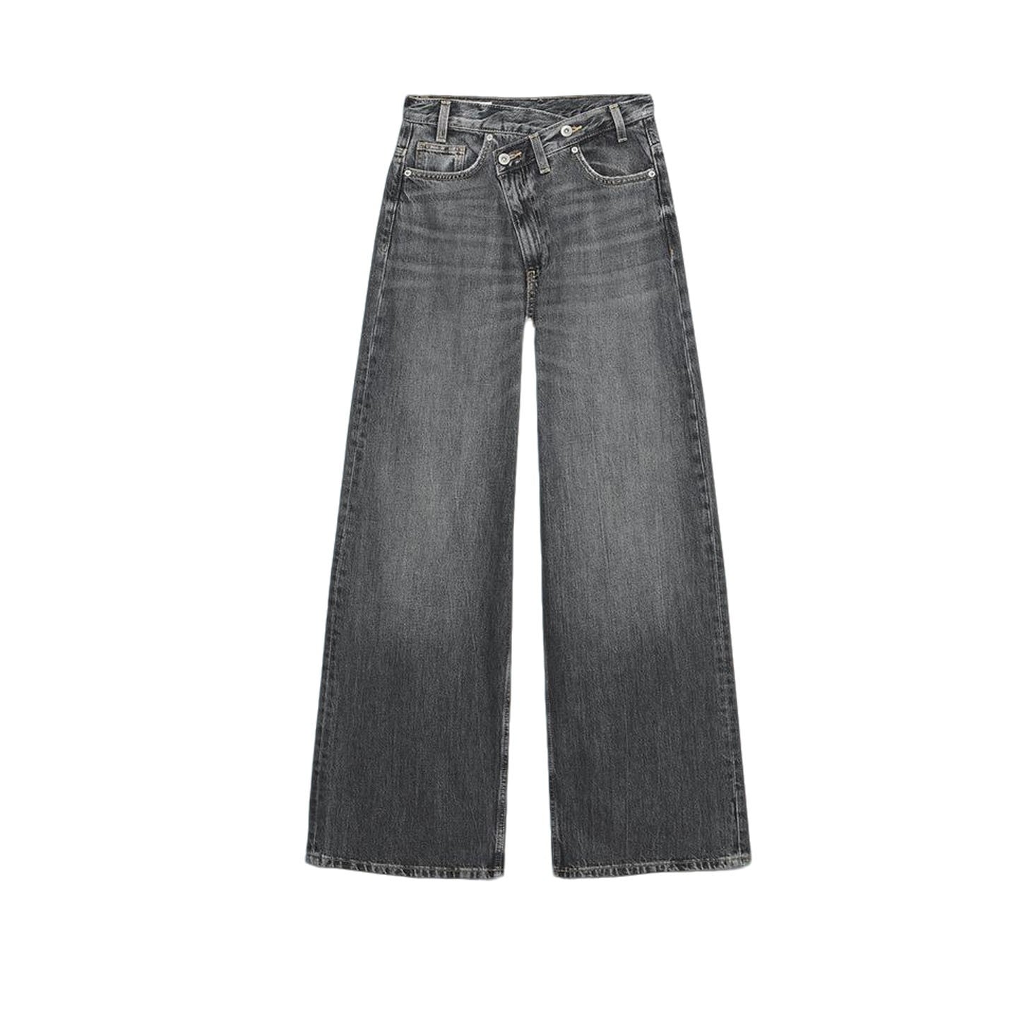 Ivy High-Waisted Double-Button Jeans