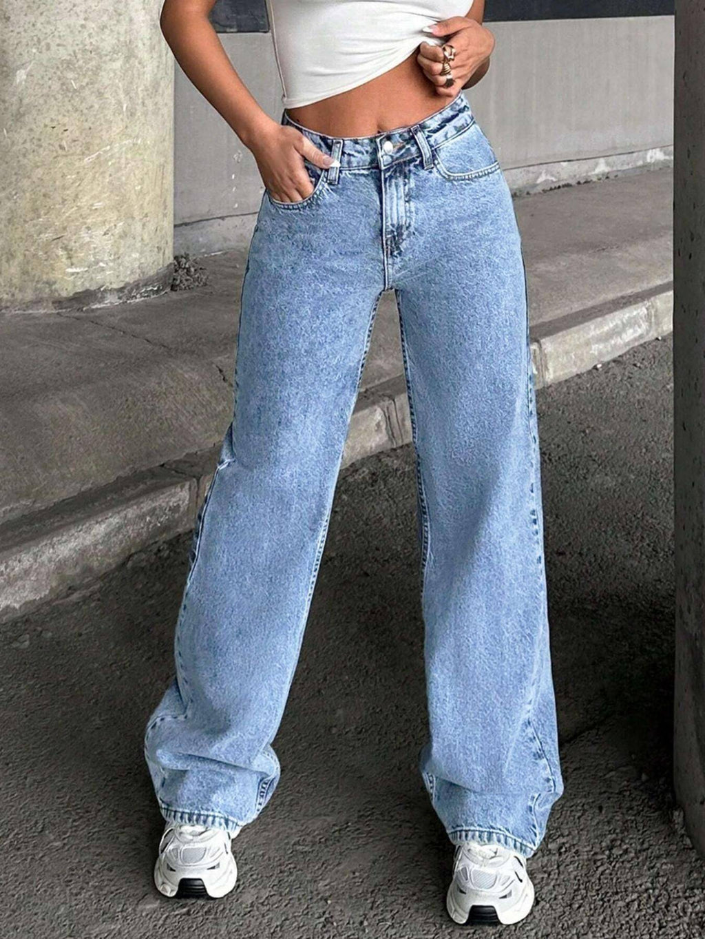 Mila High-Rise Relaxed Jeans
