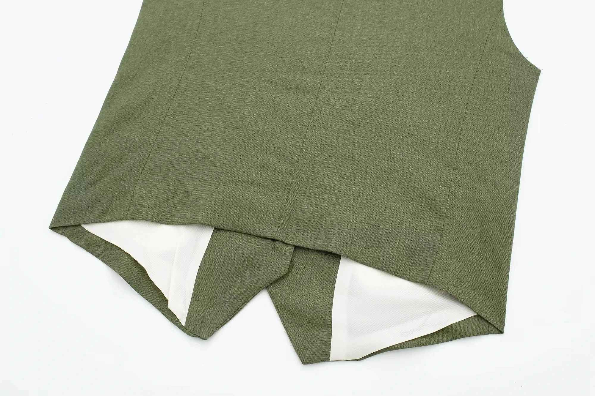 Piper Slim V-Neck Vest & Pleated Shorts Set